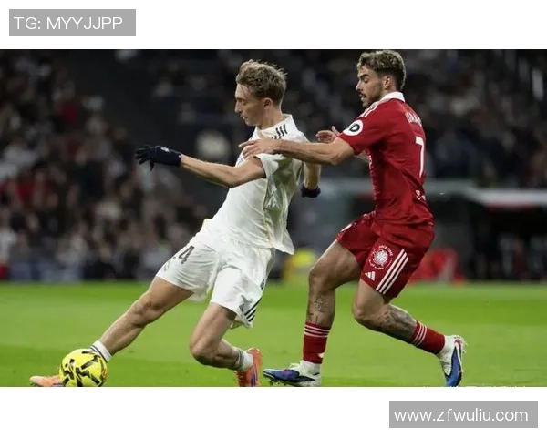 德甲激战皇马绝杀利物浦全场沸腾时刻回顾