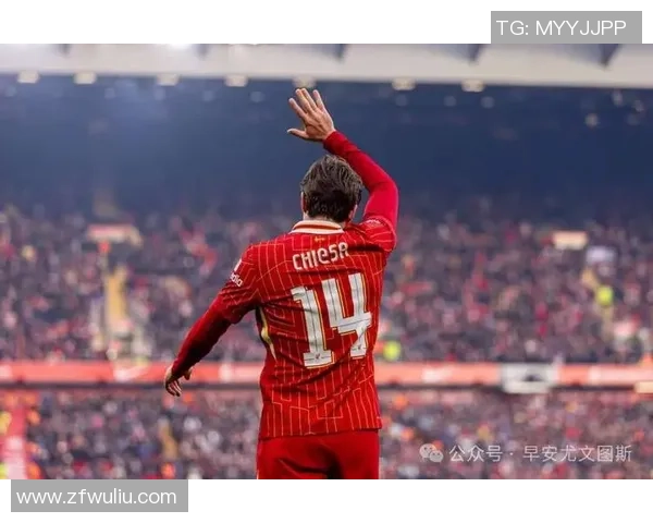 友谊赛本菲卡与热刺战平红牌争议引发全场热议